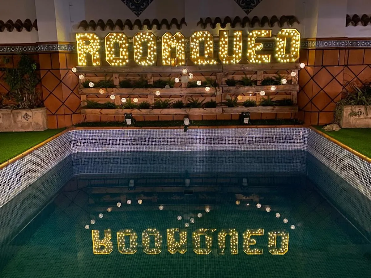 Roomqueo-Only Adults Barbate